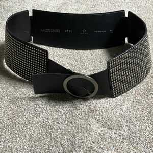 Woman’s Claudio Orciani studded leather belt silver toned edgy punk textured